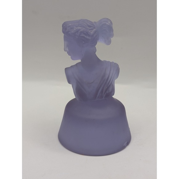 Vintage Frosted Lavender Glass Lady Bust Figurine Purple Classical Statue 5